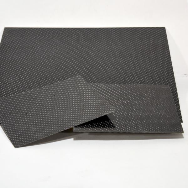 CARBON FIBRE SHEET .079 in 2MM 400 x 500 mm